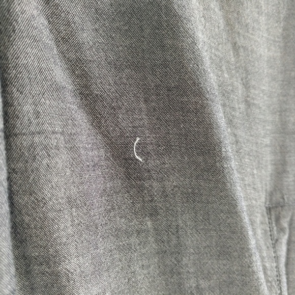 Chambray Long Sleeve Pop-over - Picture 3 of 3